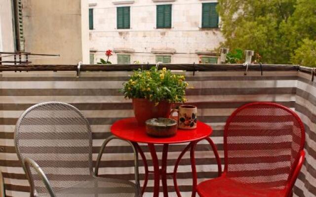 Riva Waterfront Apartments