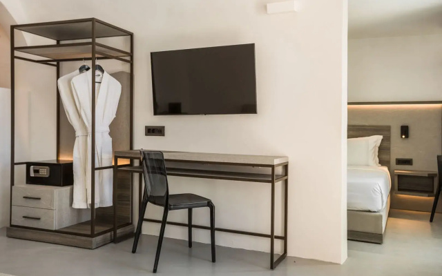 Sun Rocks Boutique Hotel