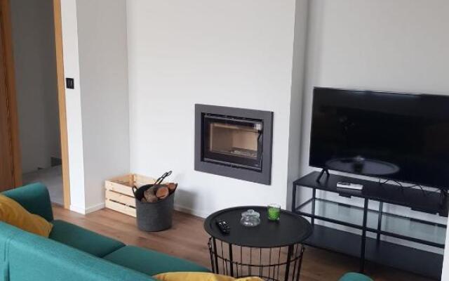 Párpados, casa con jacuzzi para dos