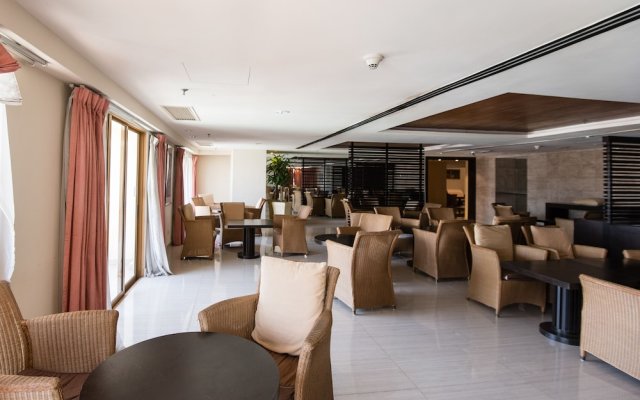 Resort Suites Hotel by FlexiStay