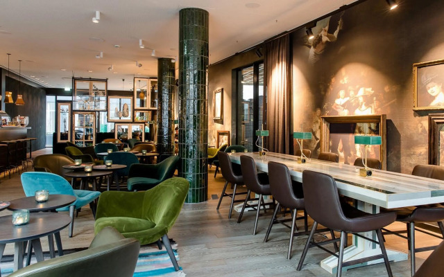Motel One Amsterdam - Waterlooplein