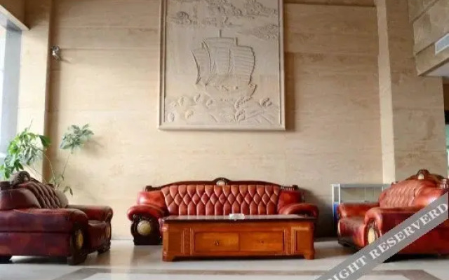 Huangting Holiday Inn