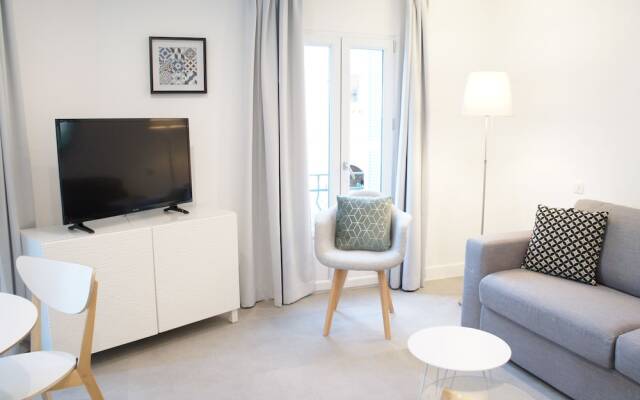 Republique 101 Apartment