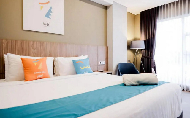 Sans Hotel Puri Indah Jakarta