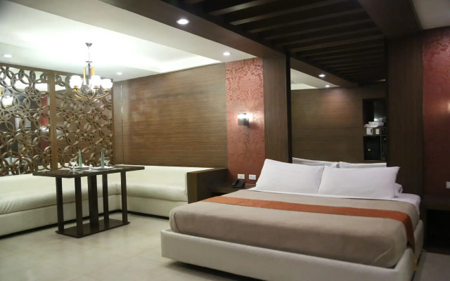 Victoria Court Las Piñas