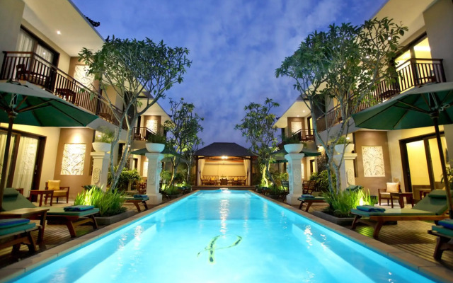 d'Penjor Seminyak Hotel