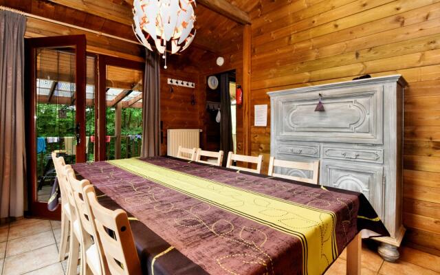 Cosy chalet in Barvaux with fenced garden