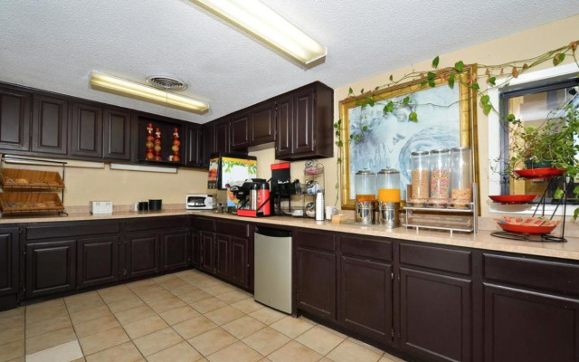 Americas Best Value Inn & Suites Brenham