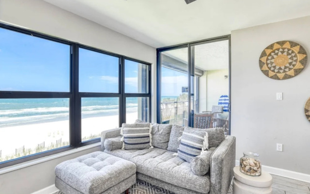 Sand Dollar 306
