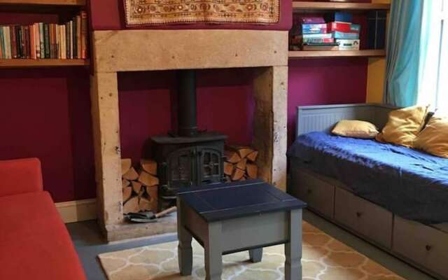 Spacious Riverside Home, 3 Bedrooms, Hebden Bridge