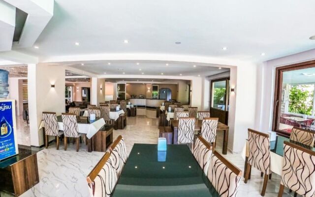 Bir Hotel