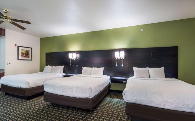 Clarion Inn & Suites Weatherford South