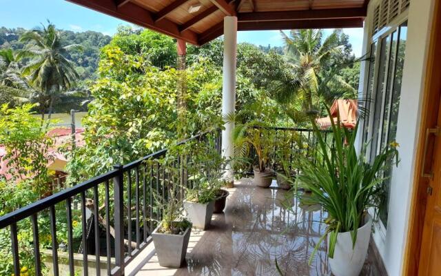 Thiven's Home Stay