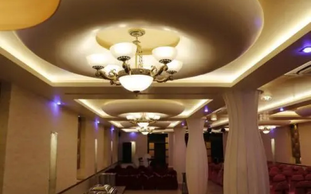Hotel Royal Suites