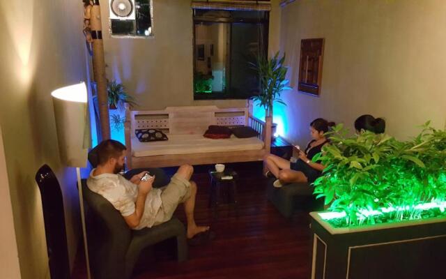 Borneo Seahare Guesthouse - Hostel