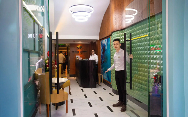 Hanoi La Selva Central Hotel