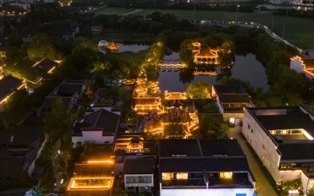 Jiangnanfu Bed and Breakfast