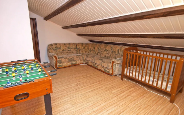 Apartments Arsen 928