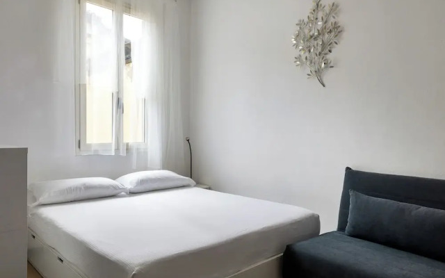 White Leaves Studio by Wonderful Italy