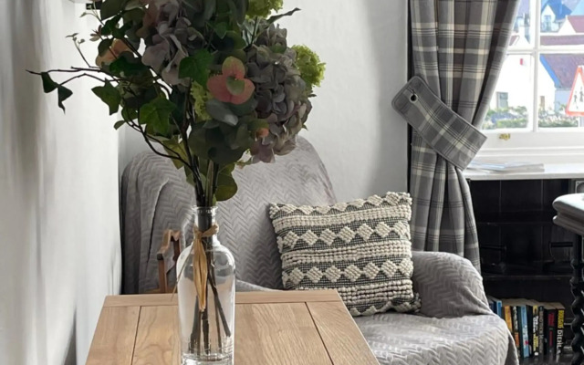 The Upper Largo Hotel & Restaurant