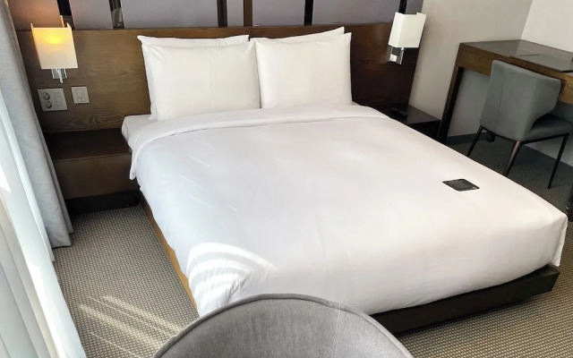 Centum Business Hotel