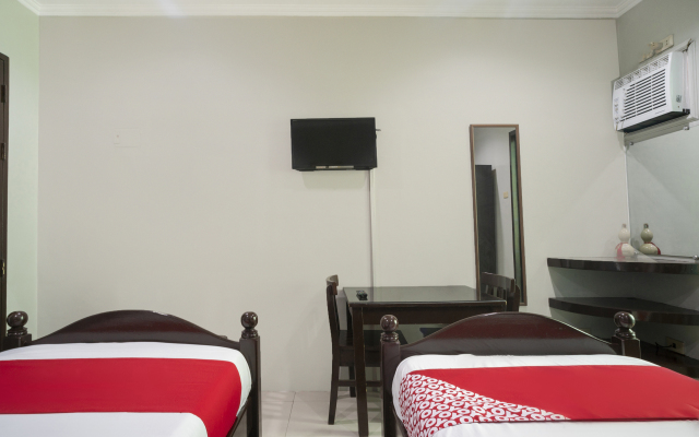 Samantha's Apartelle by OYO Rooms