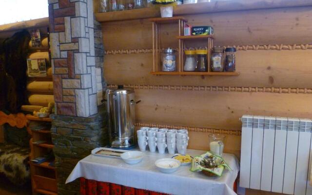 U Hani w pobli?u Gor?cy Potok i Termy