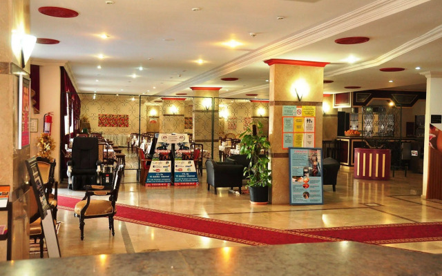 Mustis Royal Plaza Hotel