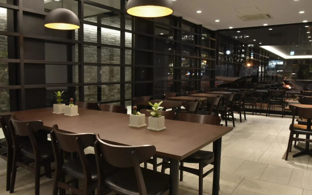 Odysis Sapporo Odori Koen Hotel