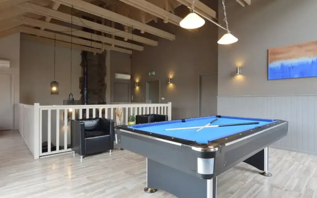 Luxurious Villa in Nadrin Belgium with Sauna & Hot Tub