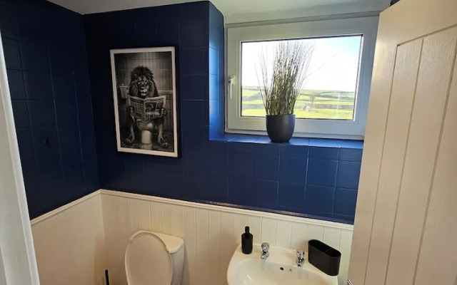 Seaside Bliss Retreat - 5 Bedroom House