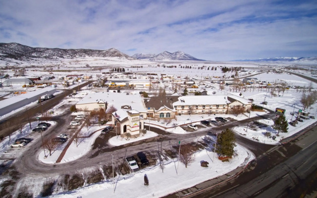 Prospector Hotel and Casino