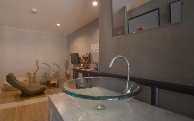 Ok Chic Phuket Hostel
