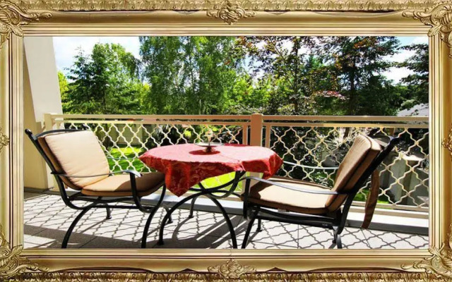 Landhaus & Burg Hotel Romantik