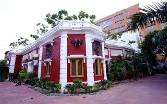 The Heritage Hotel