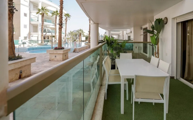 YalaRent Palmore Resort apartments