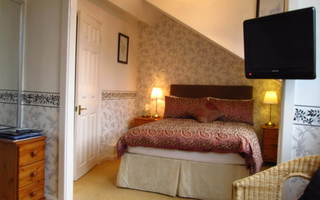 Broadlands Guest House