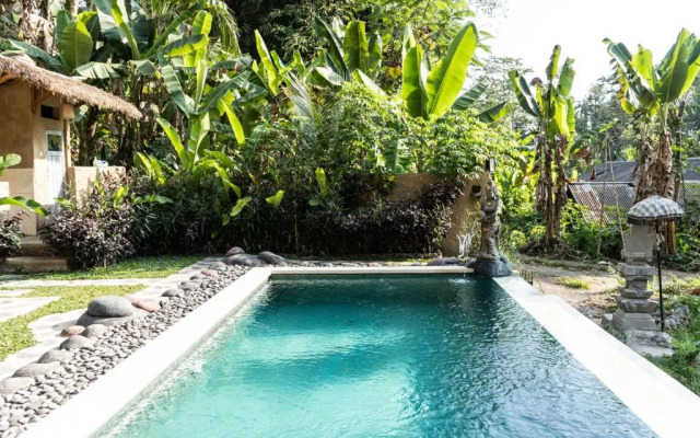 Bali Bamboo Jungle Huts And Hostel