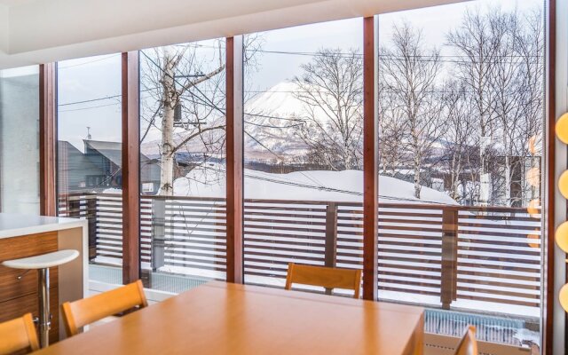 Yuuki Toride Chalet