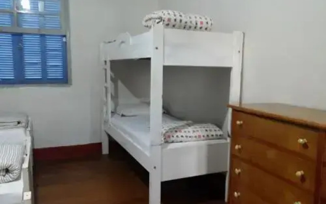 Hostel Parque Dos Saltos