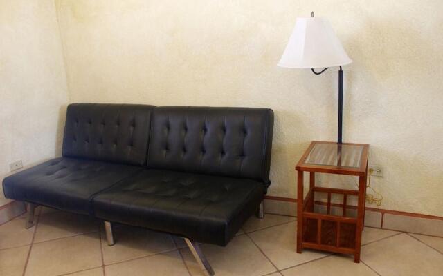 Las Gaviotas 2BR 402 by Casago