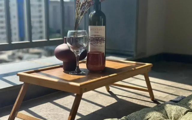 Pilot Heyat Residence Apartments, 28 may