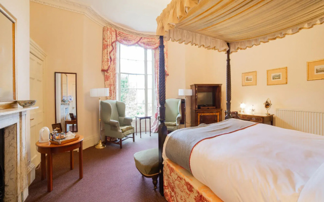 OYO Bailbrook Lodge, Bath