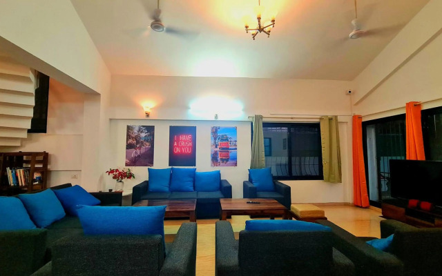 Lifespace- Spacious Hostel in a Luxurious Villa