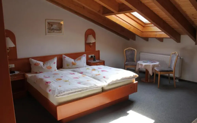 Landgasthof Hotel Sauer