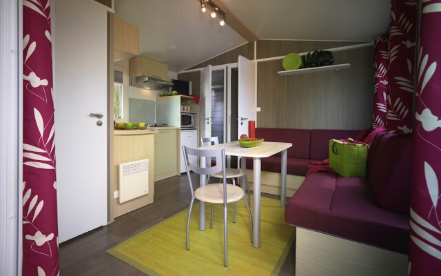 Camping Residentiel La Pinède