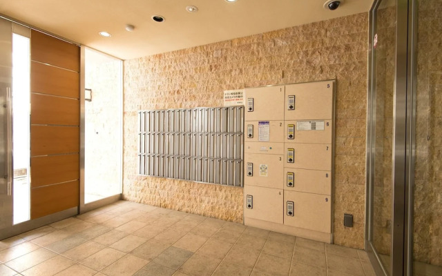 Rebanga Namba Minami Apartment