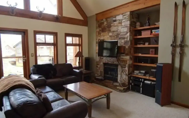 Mountain Town Properties White Wolf 4