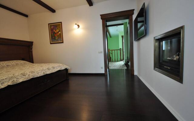 M.S. Kuznetsov Apartments Luxury Villa