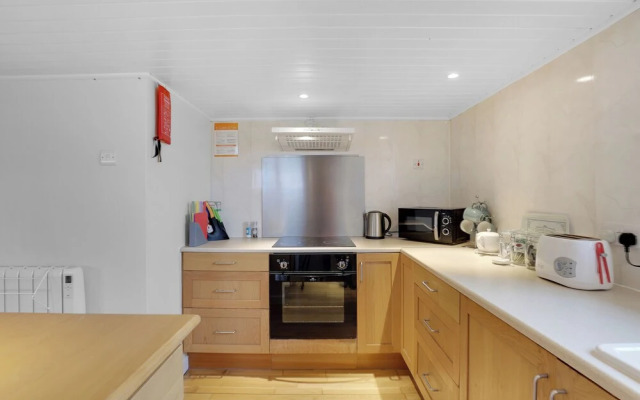 Hill House Hideaway - North East Escapes